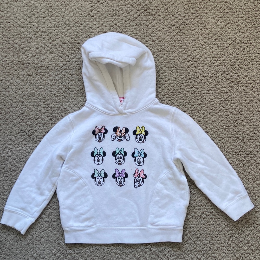 White Uniqlo Minnie Mouse Pullover Hoodie in Great Condition-Size 3-4